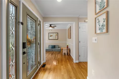 Entry Way - 344 Camperdown Ct, Easley, SC 29642 photo 2 of 4