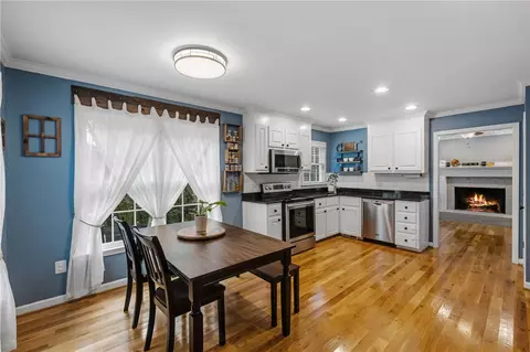Kitchen - 344 Camperdown Ct, Easley, SC 29642 photo 5 of 5