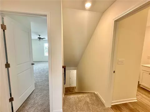 Entry Way - 518 Seaborn Cir, Pendleton, SC 29670 photo 6 of 6