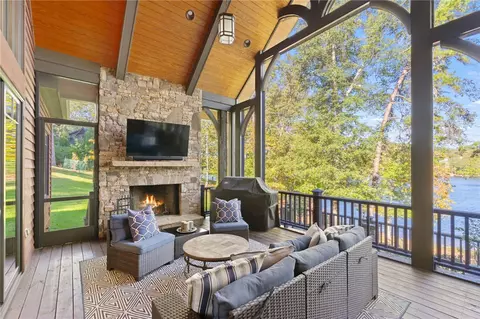 Exterior - 240 Featherstone Dr, Sunset, SC 29685 photo 4 of 11