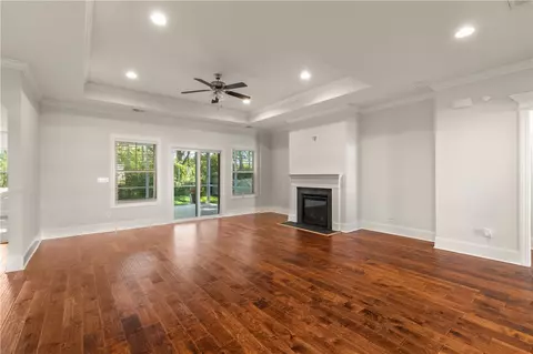Living - 124 Spyglass Ln, Pendleton, SC 29670 photo 2 of 5