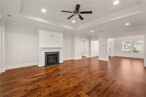 Living - 124 Spyglass Ln, Pendleton, SC 29670 photo 3 of 5