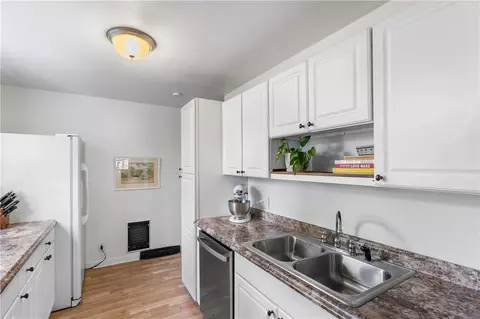 Kitchen - 846 Crouch Dr, Pendleton, SC 29670 photo 2 of 4