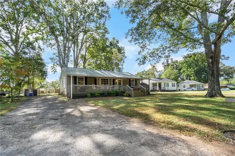 Exterior - 846 Crouch Dr, Pendleton, SC 29670 photo 1 of 12