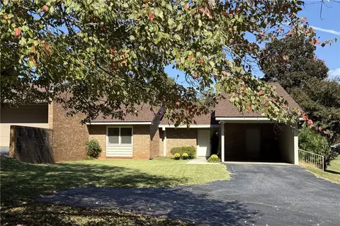 409 Bayberry Ln, Clemson, SC 29631