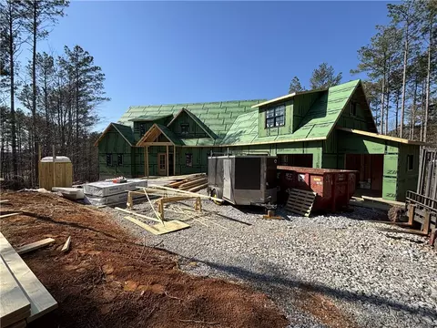 325 Keowee Ave, Sunset, SC 29685