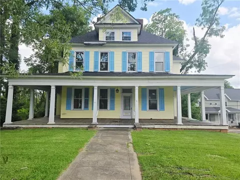 152 Grace St, Greenwood, SC 29649