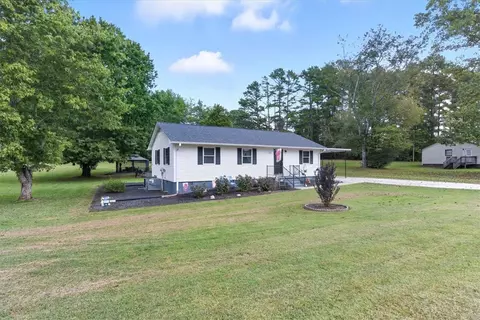 1050 Highlands Hwy, Walhalla, SC 29691