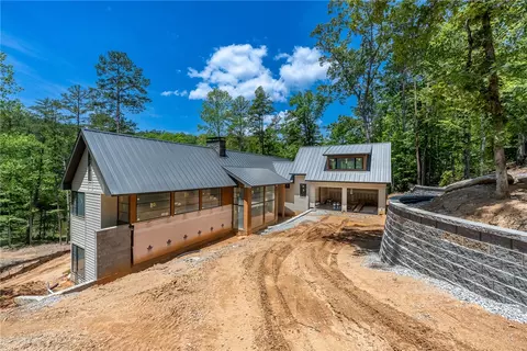 166 Ellenburg Creek Rd, Sunset, SC 29685