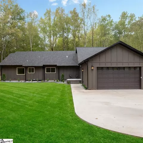 134 Country Lakes Rd, Easley, SC 29642