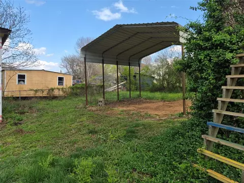 Exterior - 112 Overbrook St, Pickens, SC 29671 photo 4 of 6