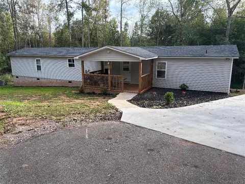 1038 Dean Springs Cir, Belton, SC 29627