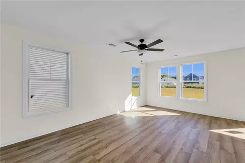 231 Brown Cir, Easley, SC 29642 photo 4