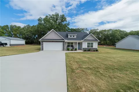 1003 Stoneham Cir, Anderson, SC 29626