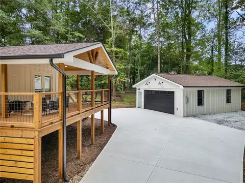 Exterior - 698 Pickett Post Rd, Walhalla, SC 29691 photo 9 of 10
