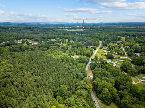 View/Area - 698 Pickett Post Rd, Walhalla, SC 29691 photo 6 of 8