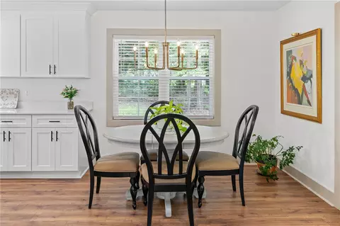 Dining - 698 Pickett Post Rd, Walhalla, SC 29691 photo 1 of 2