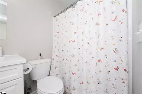 Bath - 121 Forrester Dr, Liberty, SC 29657 photo 3 of 3