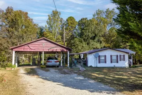 3829 N Jenkins Bridge Rd, Westminster, SC 29693