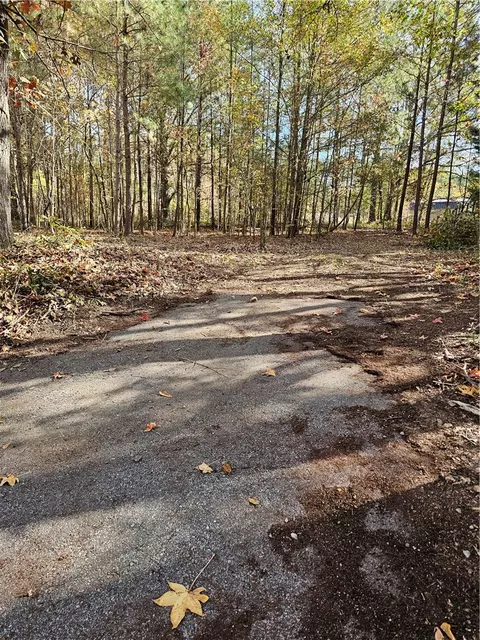 105 Wade Rd, Williamston, SC 29697 photo 3