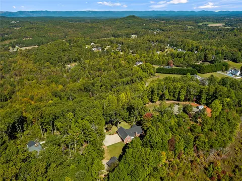 View/Area - 119 Devon Ct, Easley, SC 29640 photo 4 of 6