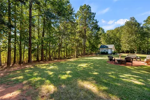 Exterior - 119 Devon Ct, Easley, SC 29640 photo 9 of 10