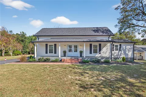 800 Holliday Dam Rd, Honea Path, SC 29654