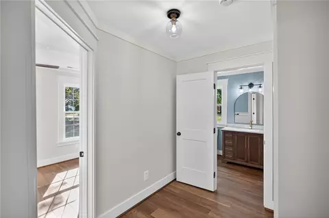 Entry Way - 800 Holliday Dam Rd, Honea Path, SC 29654 photo 3 of 5