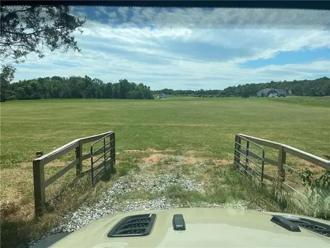 6 Ashley Rd, Honea Path, SC 29654 photo 3