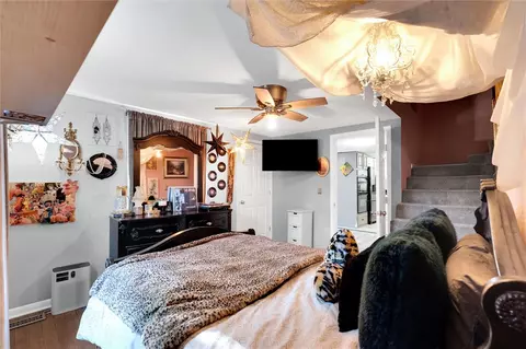 Bedroom - 202 Barton St, Easley, SC 29640 photo 2 of 5
