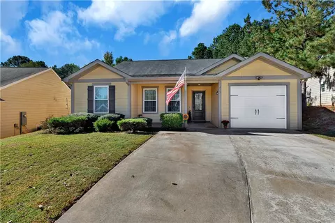 215 Maple Grv, Seneca, SC 29678