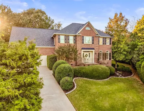 105 Sugar Mill Ct, Greer, SC 29650