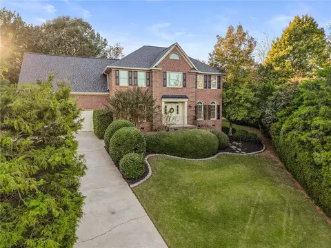 105 Sugar Mill Ct, Greer, SC 29650