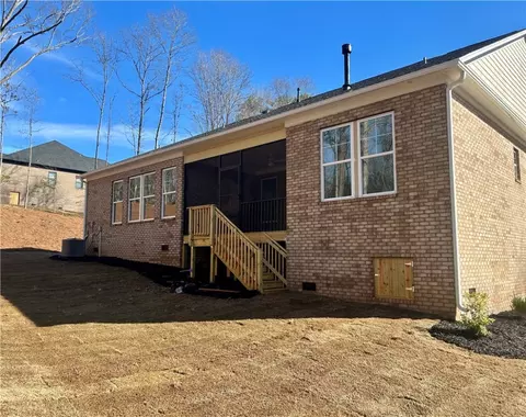 504 Copperhead Hl, Seneca, SC 29678 photo 10