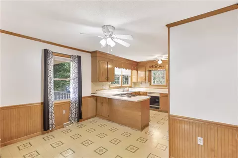 Kitchen - 530 Porter Rd, Pendleton, SC 29670 photo 1 of 6