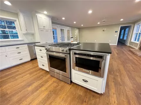 Kitchen - 720 Lakeside Dr, Anderson, SC 29621 photo 1 of 3