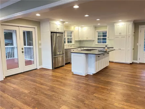 Kitchen - 720 Lakeside Dr, Anderson, SC 29621 photo 2 of 3