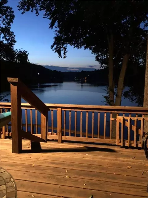 View/Area - 720 Lakeside Dr, Anderson, SC 29621 photo 4 of 8