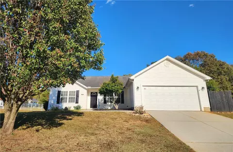 205 Spring Estates Dr, Liberty, SC 29657