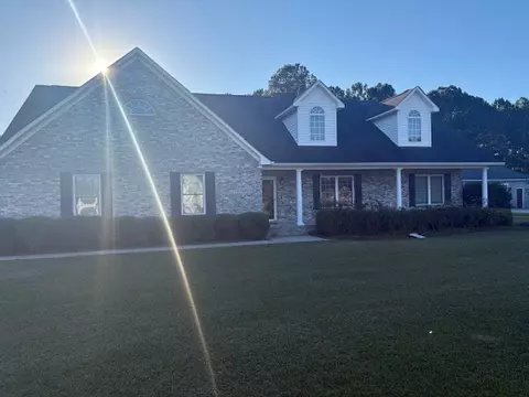 6041 Bear Bluff Rd, Conway, SC 29526