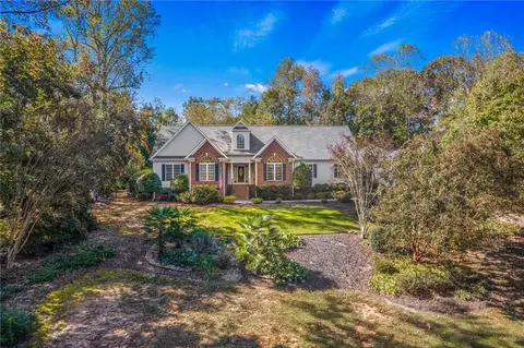 105 Bentwood Ln, Pickens, SC 29671