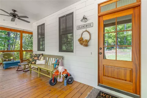 527 Doe Run, Pickens, SC 29671 photo 4