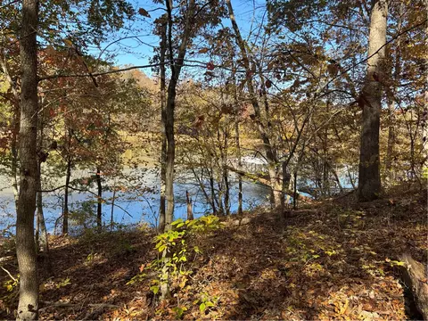 144 Chilhowee Dr, Westminster, SC 29693