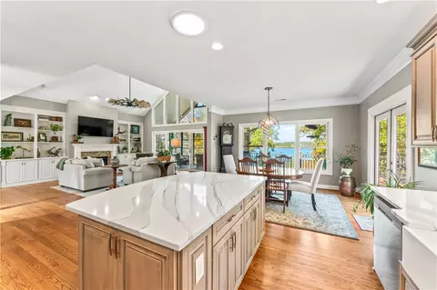 Kitchen - 304 Falling Leaf Ct, Seneca, SC 29672 photo 3 of 3