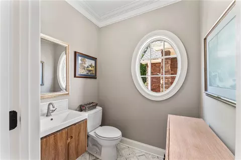 Bath - 304 Falling Leaf Ct, Seneca, SC 29672 photo 1 of 2