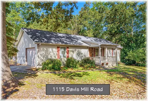 1115 Davis Mill Rd, Seneca, SC 29678