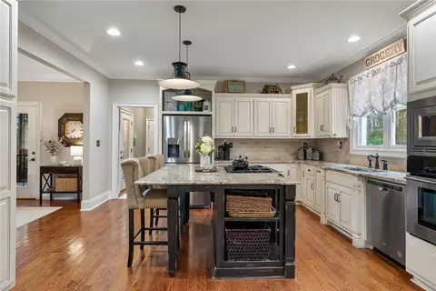 703 Lightwind Ct, Seneca, SC 29672 photo 9