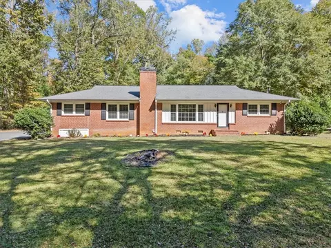 305 Brookside Dr, Union, SC 29379