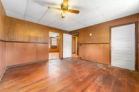 Bedroom - 208 Branch St, Walhalla, SC 29691 photo 2 of 3