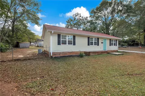 910 Campbell St, Anderson, SC 29621